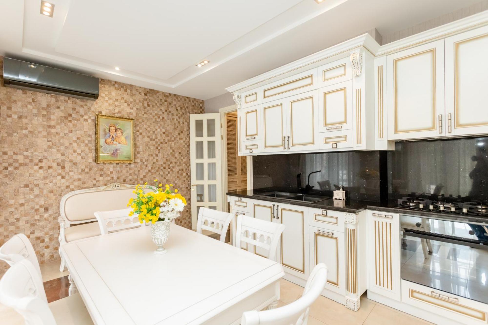 3Bd-2Bth Apartment In Tbilisi City Center Экстерьер фото